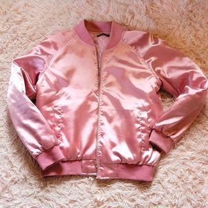 ⭐3 for $15 SALE!⭐ Pink bomber jacket -- size L